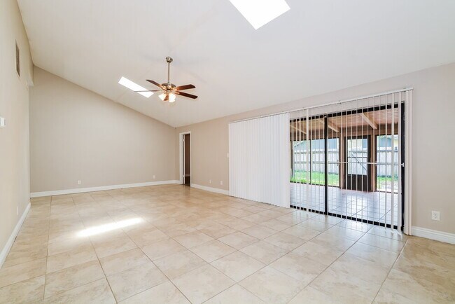 Building Photo - 1024 Old Magnolia Cove