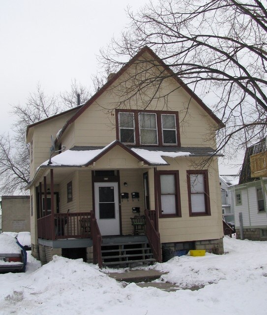 Primary Photo - 308-314 Van Buren St
