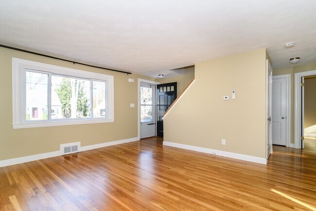 Foto del edificio - 7 Ferndale Rd