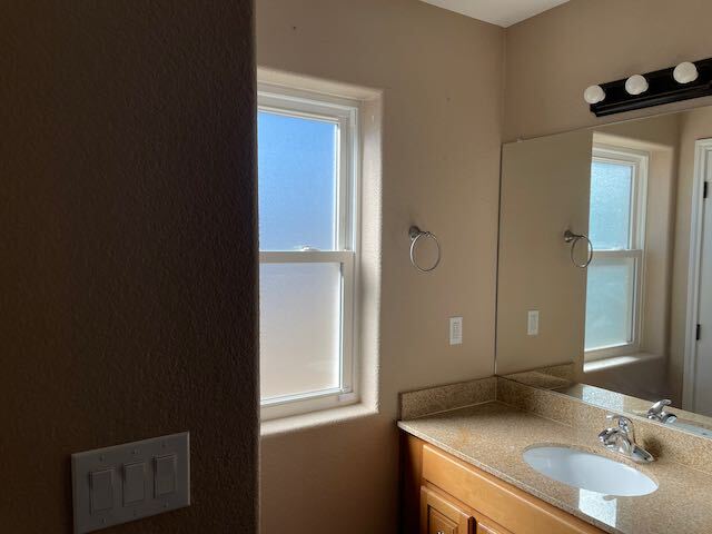 Building Photo - 3001 Elizabeth Ct