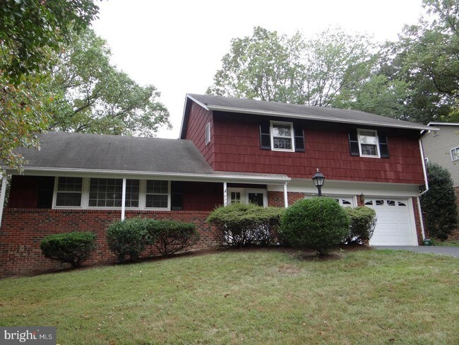 Building Photo - 8307 Oakford Dr
