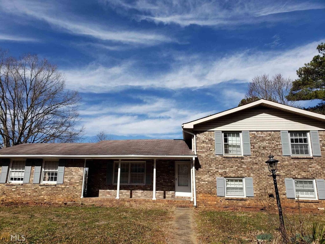 7018 Maddox Rd, Morrow, GA 30260 House Rental in Morrow, GA