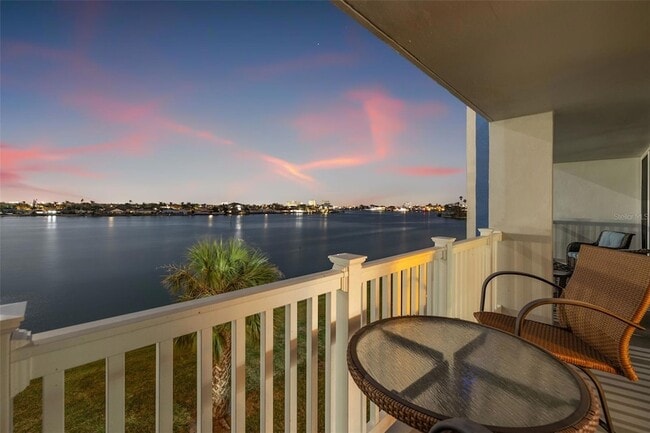 Foto del edificio - 500 Treasure Island Causeway