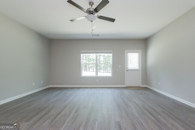 Building Photo - 110 Ashley Trace