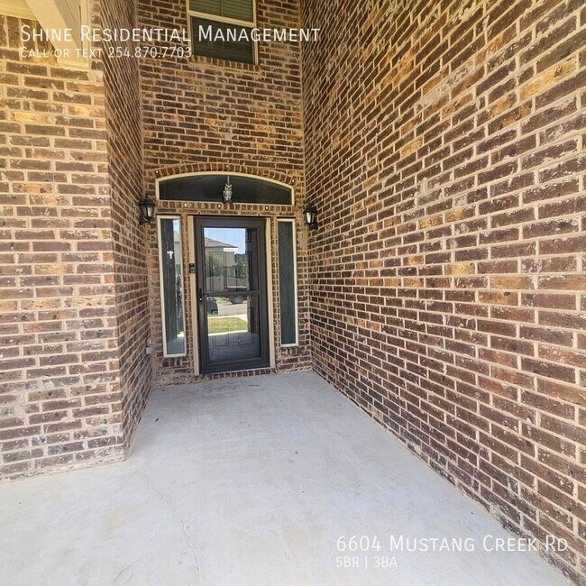Foto del edificio - 6604 Mustang Creek Rd
