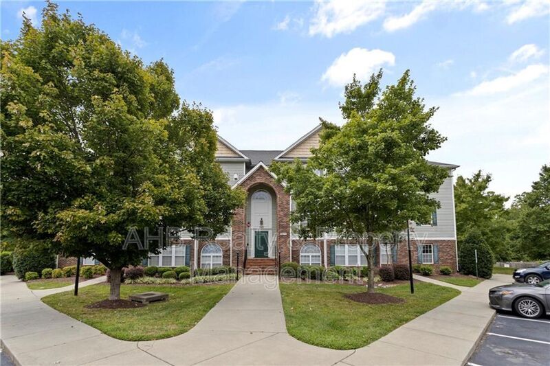 3473 Forestdale Dr, Burlington, NC 27215 House Rental in Burlington