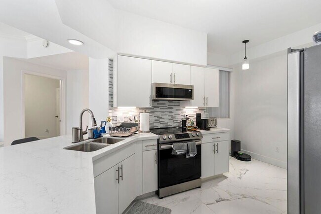 Foto del edificio - 3205 NE 184th St
