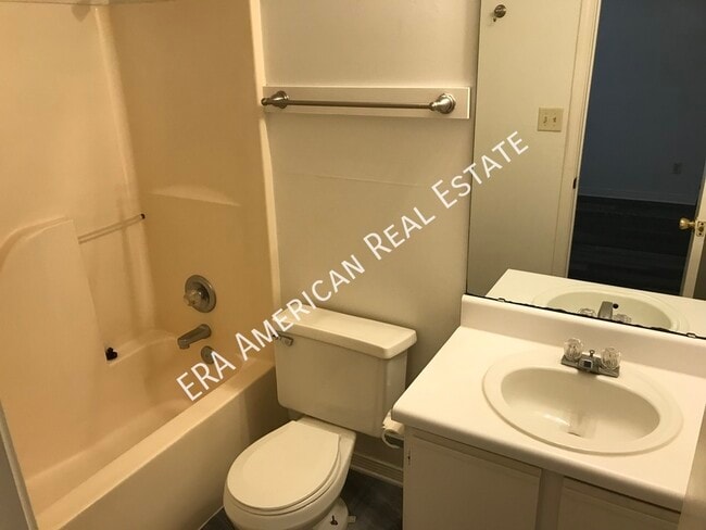 Foto del edificio - 2807 Bradford Pl NW