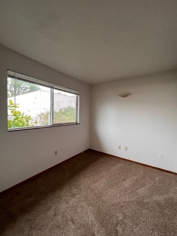 Foto del edificio - 14346 32nd Ave NE