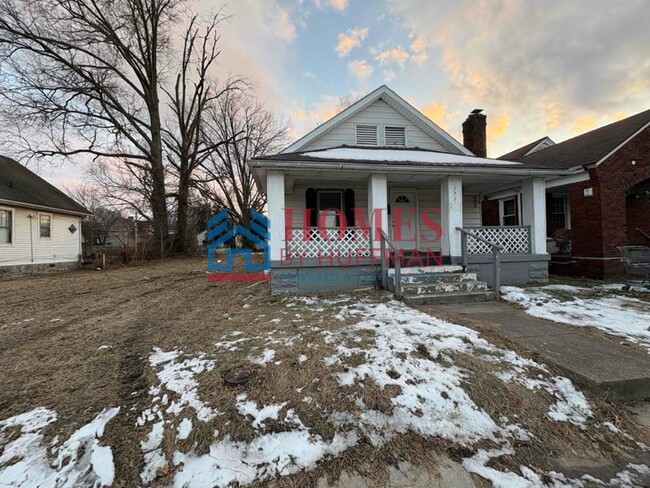 Building Photo - Two Bedroom House | Move in Ready!