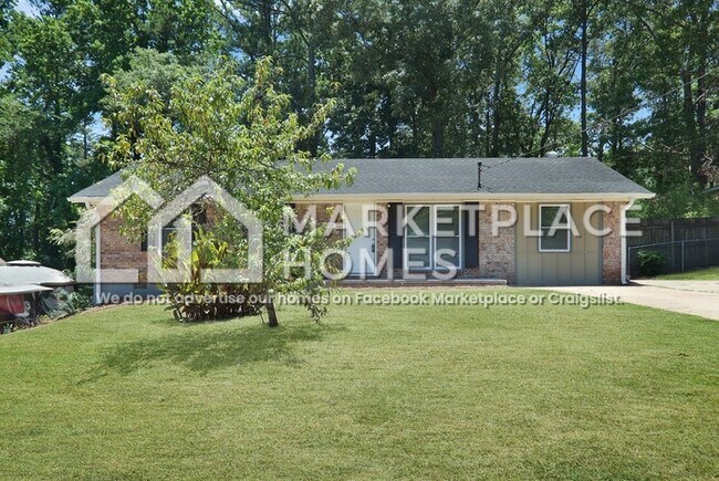 Foto del edificio - 8206 Huntington Dr
