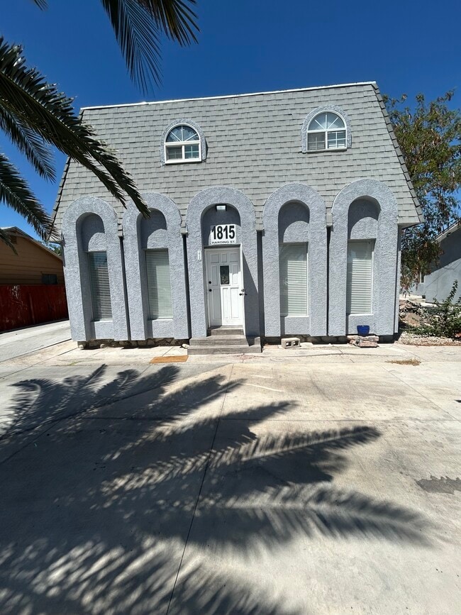 Building Photo - 1815 Harding St
