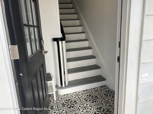 Building Photo - 520 Delaware Ave