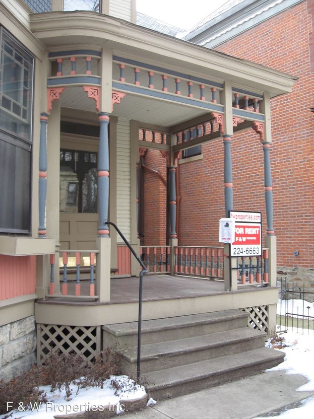 Primary Photo - 133 S Garfield Ave