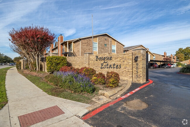 Building Photo - Bosque Estates Building Photo - Bosque Estates