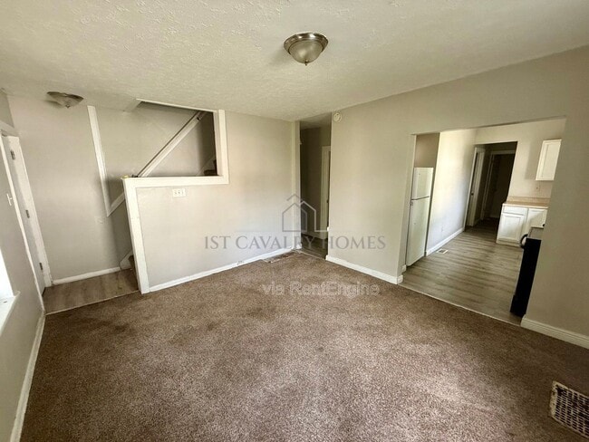 Foto del edificio - 289 Sumner Ct
