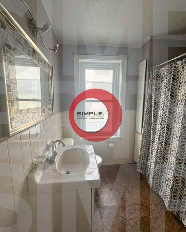 Photo - Great Location House