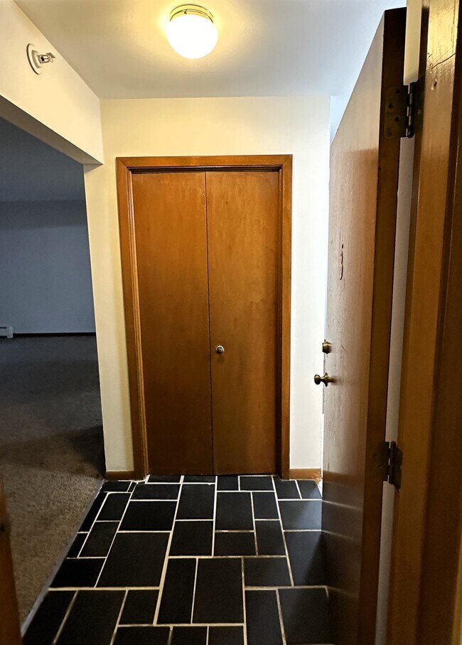 Foto del edificio - 2099 Vernon Dr