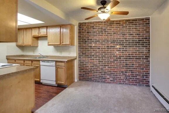 Foto del edificio - 6 Chestnut Ridge Rd