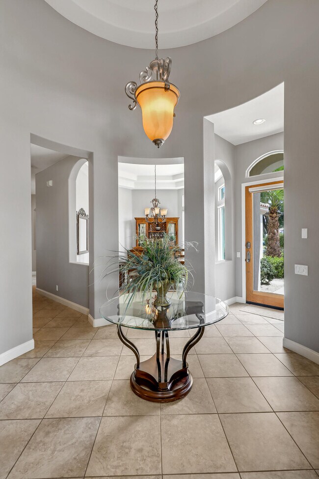 Building Photo - 80425 Camarillo Way