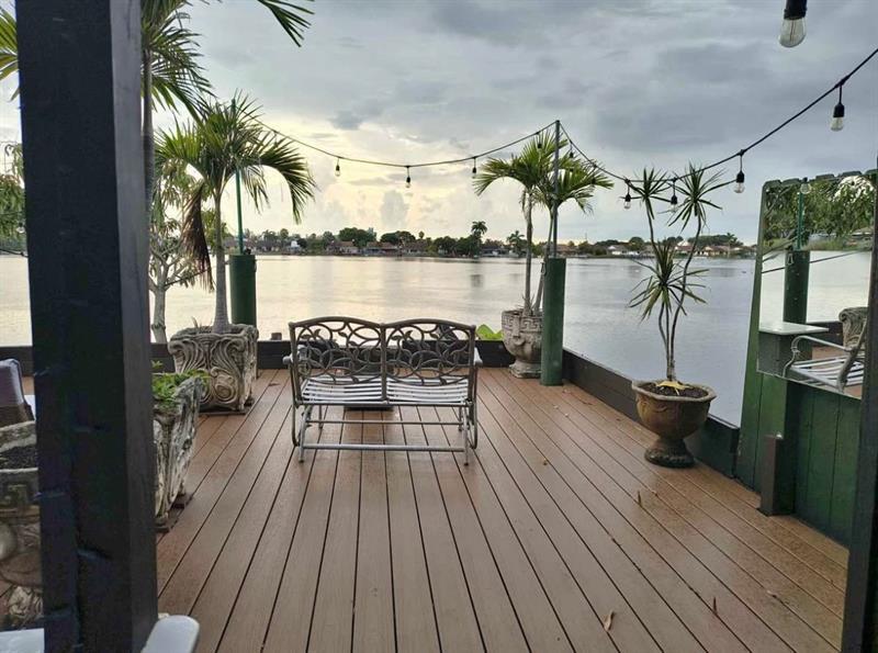 Foto principal - 5741 SW 24th Ave
