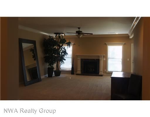 Foto del edificio - 4 br, 3.5 bath House - 4539 Sequoia Avenue