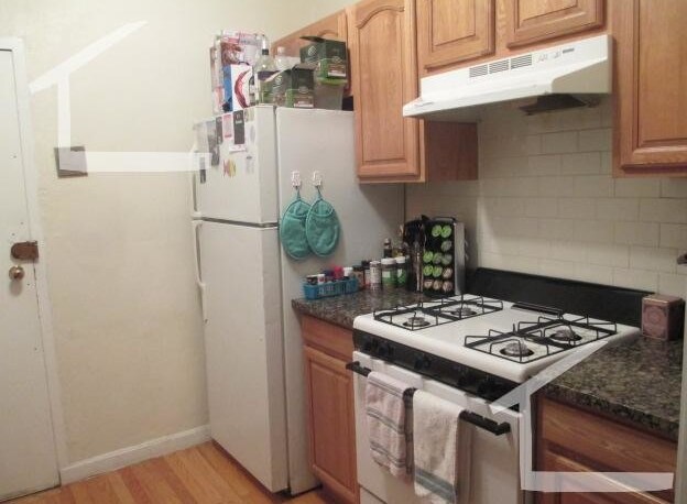 Primary Photo - 307 Huntington Ave