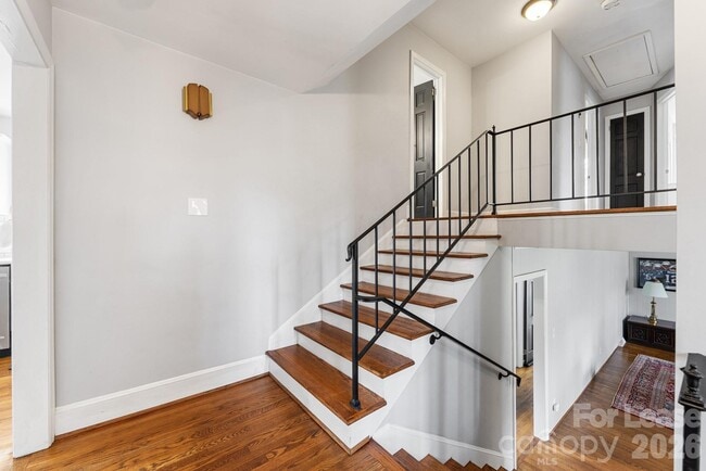 Building Photo - 1116 Circlewood Dr