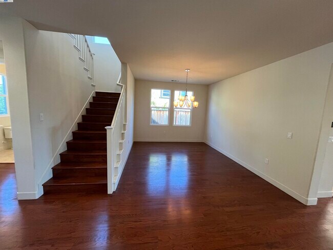 Foto del edificio - 17659 Whisper Ln