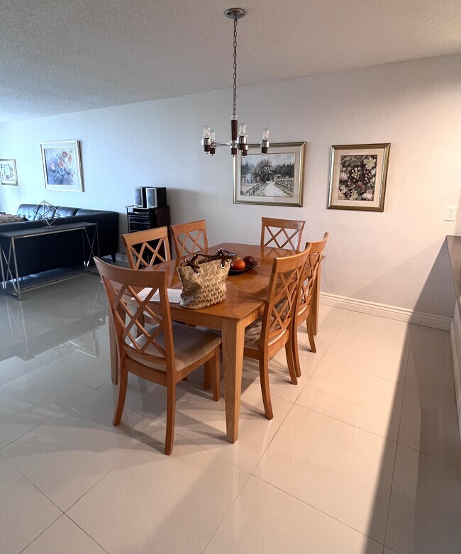 Foto del edificio - 3520 Oaks Way