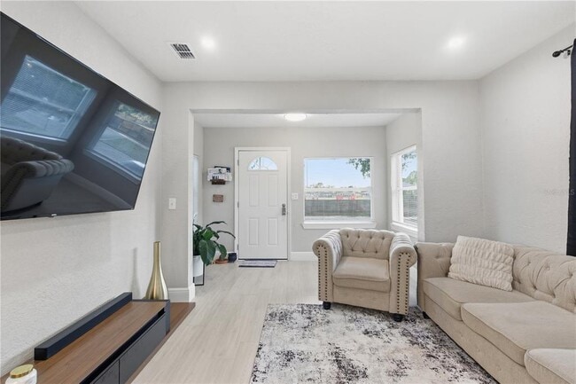 Foto del edificio - 2717 W Cherry St