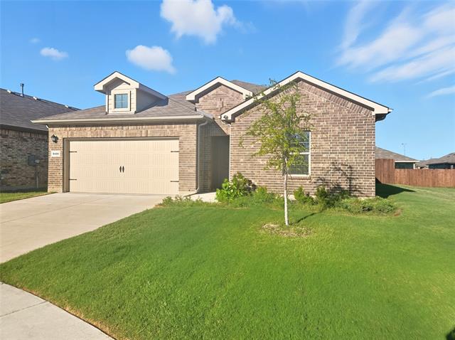 Foto principal - 8400 High Hl Dr