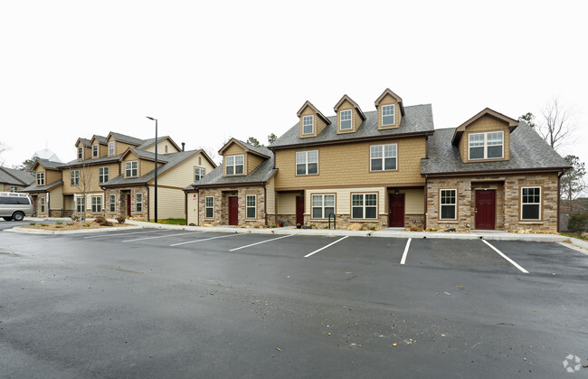 Building Photo - Pickett Square Townhomes