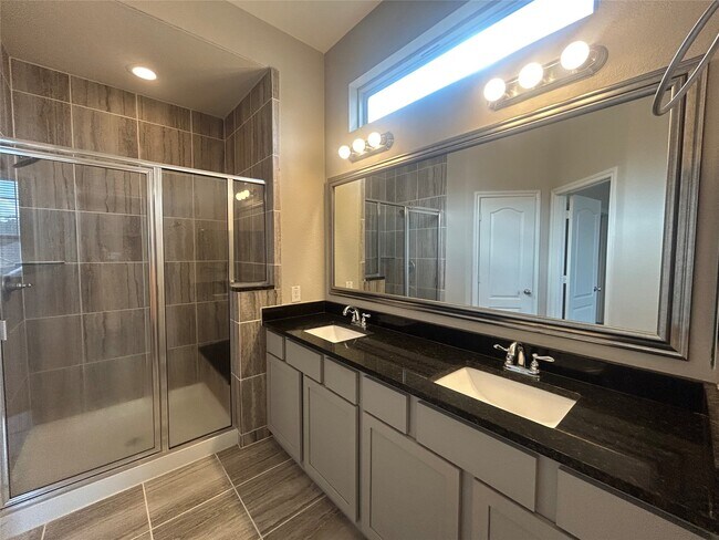 Foto del edificio - 3132 Dunsmore Manor Ct