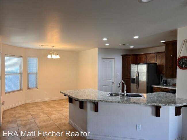 Foto del edificio - 3 br, 2 bath House - 10124 E 35th St