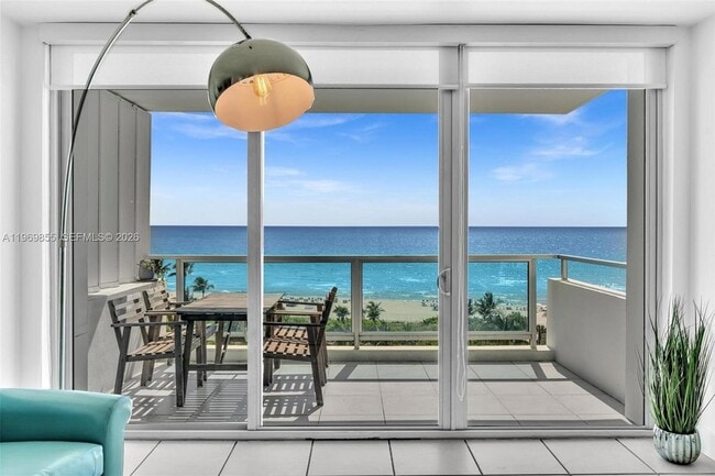 Photo - 5161 Collins Ave Apartment