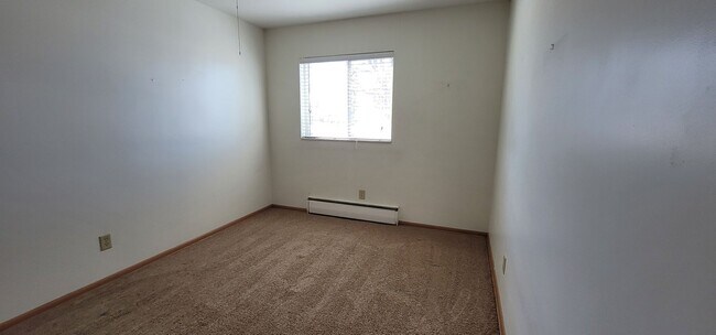 Foto del edificio - 4172 Adair Ave N