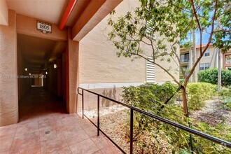 Building Photo - 1805 N Flagler Dr