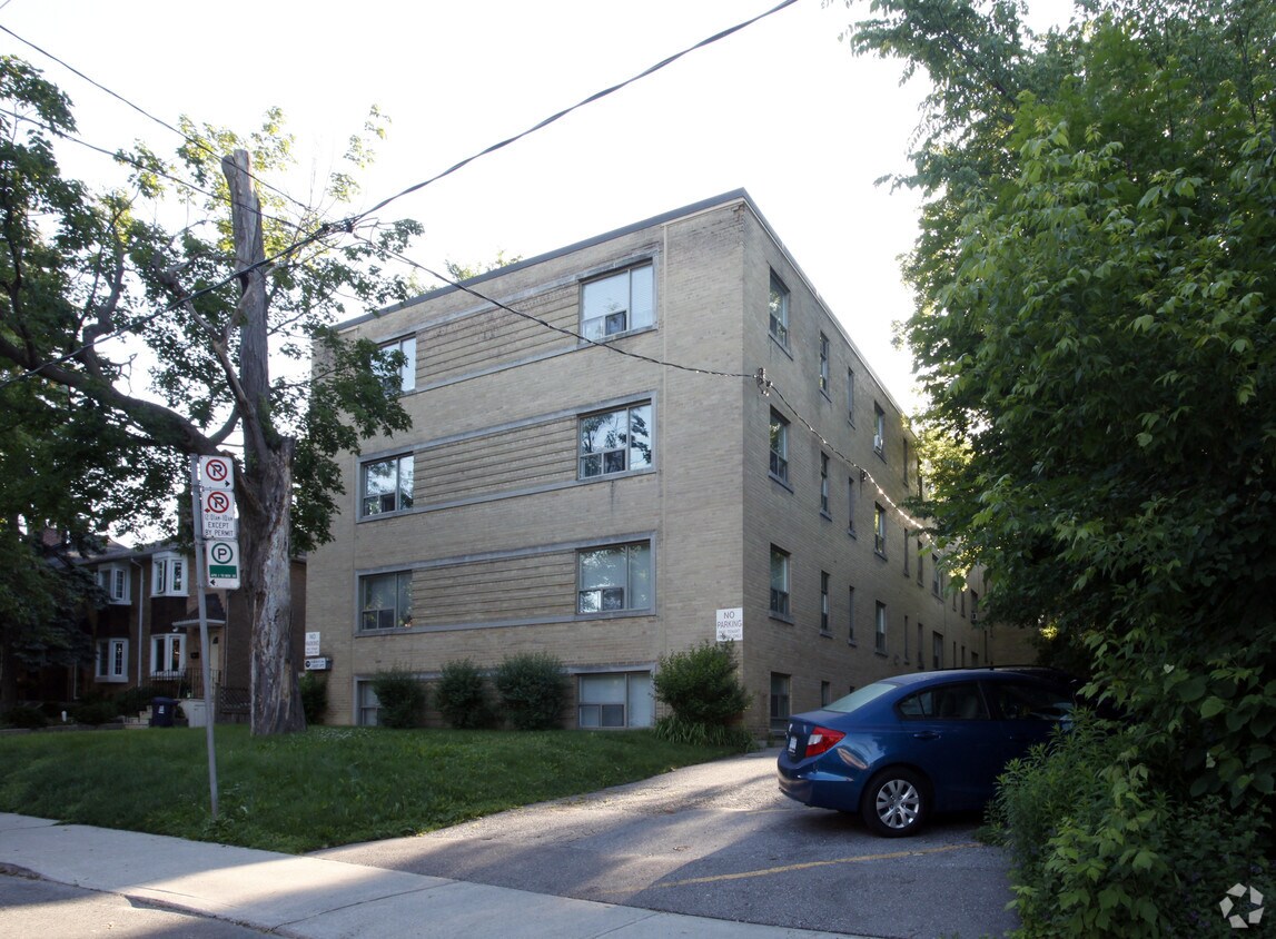 Primary Photo - 299 Forman Ave