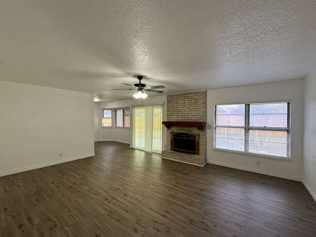 Photo - 5222 Tom Stafford Dr House