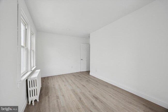 Building Photo - 25 N Pennock Ave