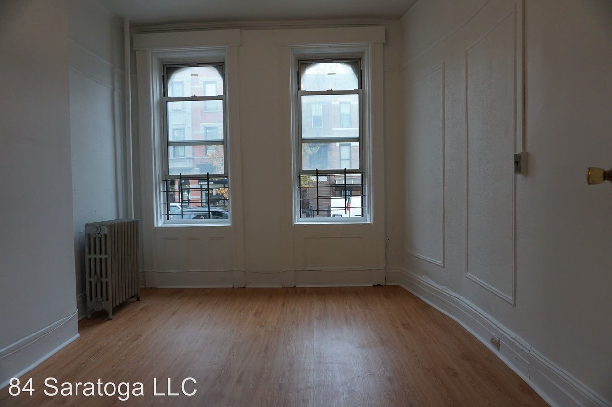 Primary Photo - 84 Saratoga Ave