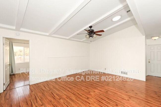 Foto del edificio - 33426 Windmill Rd