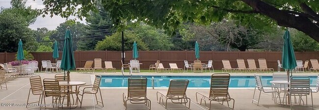 Foto del edificio - 93 Deptford Ct