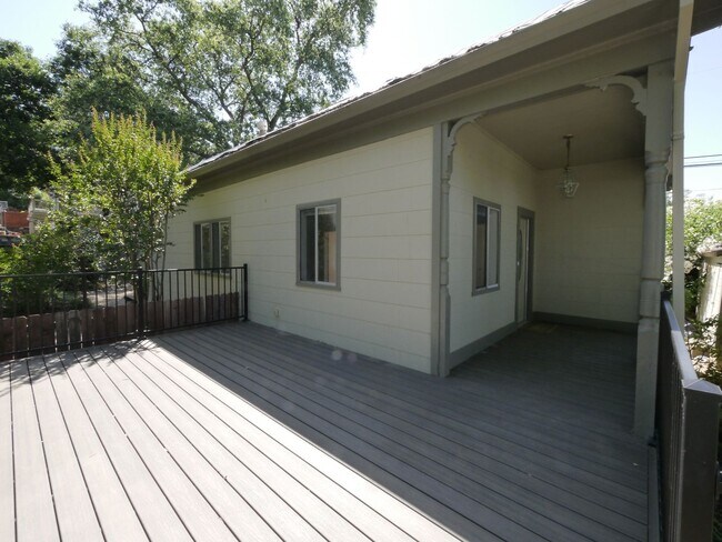 Building Photo - Remodeled 115 year old home in quite area of Ione.