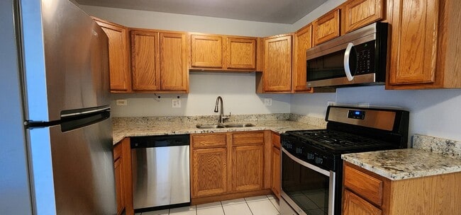 Foto del edificio - 257 Washington Blvd