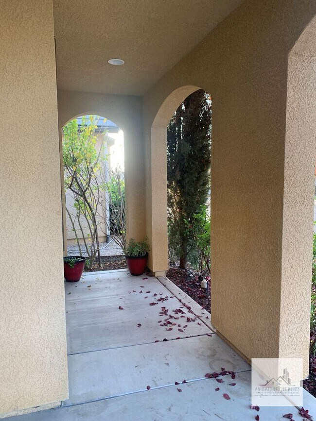 Foto del edificio - Spacious 4 Bedroom 3 Bath Home in Harlan R...