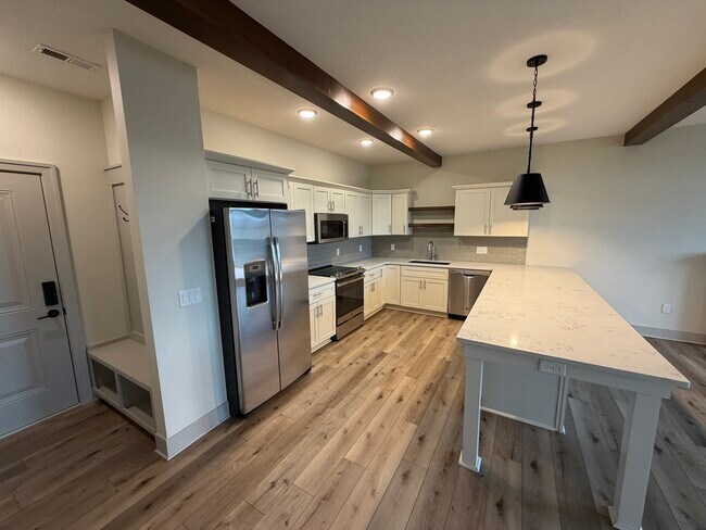 Foto del edificio - 6460 Galleria Dr