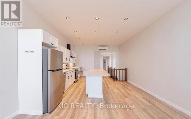 Photo du bâtiment - 13 Colborne St