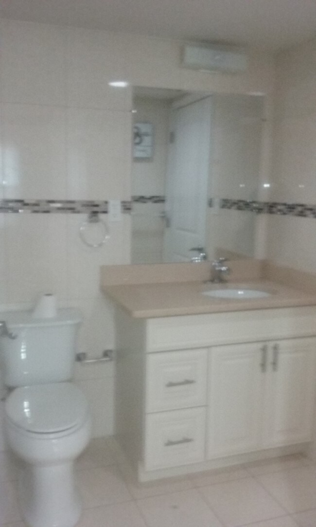 Foto del edificio - 8716 Avon St
